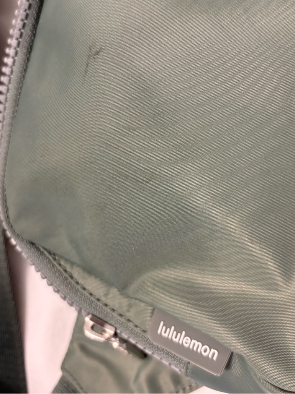 lululemon athletica Olive Green Crossbody Sling Pack - Picture 6 of 6